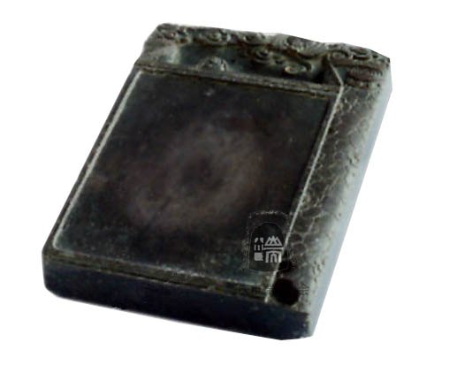 1.端石云蝠纹卷书砚.jpg